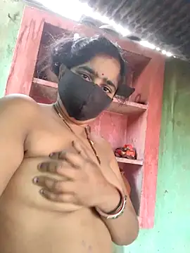 Snapshot of Faltu_Ladki chatting on April 16, 2026, 12:55 am Faltu Ladki online show from April 16, 2026, 12:55 am