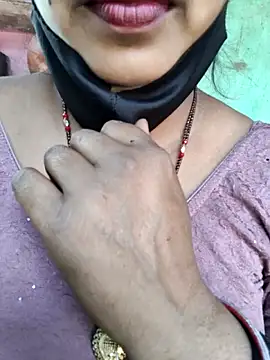 Snapshot of Faltu_Ladki chatting on April 5, 2026, 7:59 am Faltu Ladki online show from April 5, 2026, 7:59 am