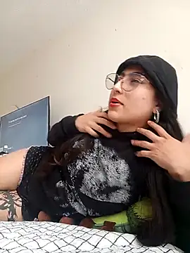 Snapshot of _Angel_Dark chatting on February 19, 2026, 9:01 pm Angel Dark online show from February 19, 2026, 9:01 pm