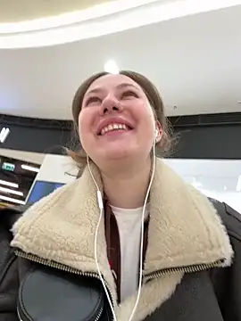 AsynaYuuki online show from March 6, 2026, 10:43 am