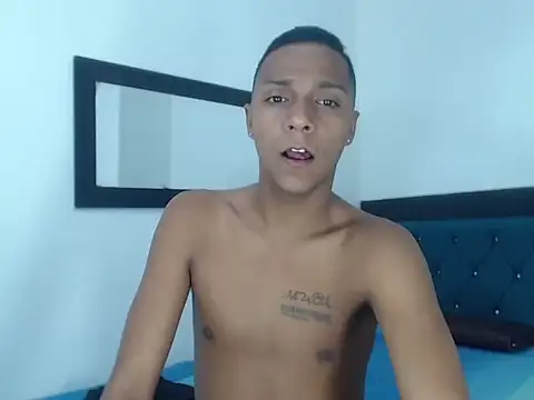 hotboyluxe online show from April 21, 2026, 3:57 am