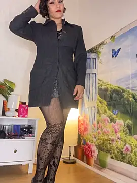 eva luz online show from April 14, 2026, 12:10 pm