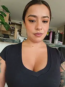 foxxy lover online show from June 26, 2026, 3:51 pm