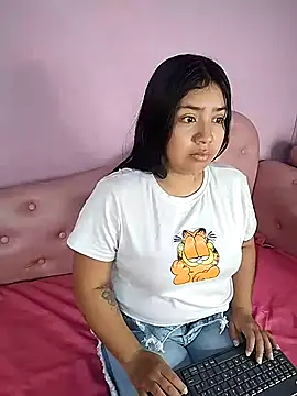 Noa Baker online show from April 16, 2026, 12:28 pm