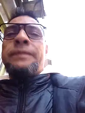 yoahotpetrafiery online show from March 8, 2026, 6:11 pm