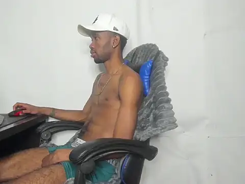 Snapshot of Kofi_exotic_2 chatting on June 20, 2026, 7:41 pm Kofi exotic 2 online show from June 20, 2026, 7:41 pm
