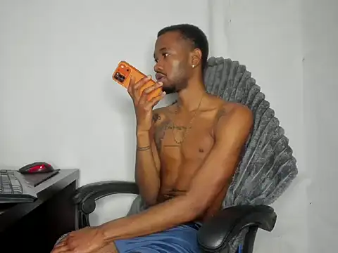 Snapshot of Kofi_exotic_2 chatting on May 21, 2026, 4:26 pm Kofi exotic 2 online show from May 21, 2026, 4:26 pm