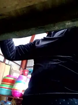 YIYI-502 online show from February 5, 2026, 8:21 am