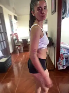 Snapshot of Esperanza_GS chatting on February 9, 2026, 8:40 pm Esperanza GS online show from February 9, 2026, 8:40 pm