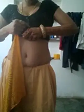 Snapshot of khushi_rawat chatting on February 16, 2026, 6:12 am khushi rawat online show from February 16, 2026, 6:12 am