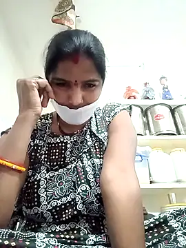 punamji sexe online show from March 25, 2026, 6:35 am