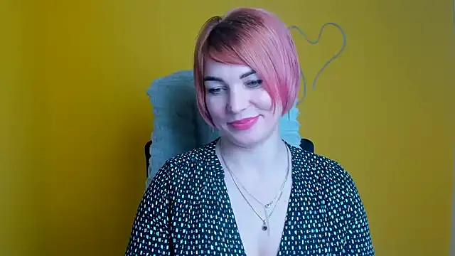 CuttieEmma online show from March 29, 2026, 11:39 pm