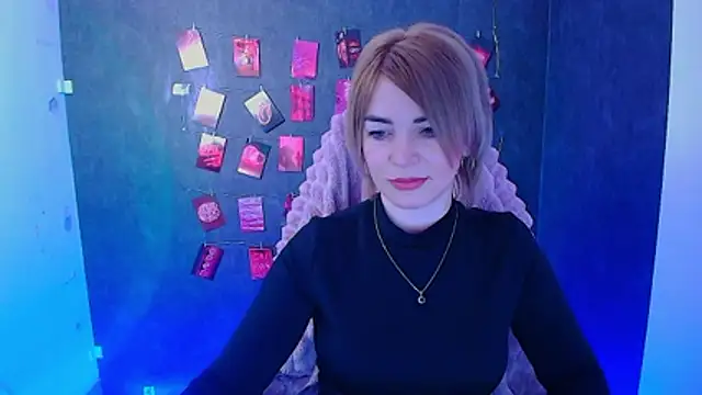 Snapshot of CuttieEmma chatting on February 10, 2026, 6:56 am CuttieEmma online show from February 10, 2026, 6:56 am