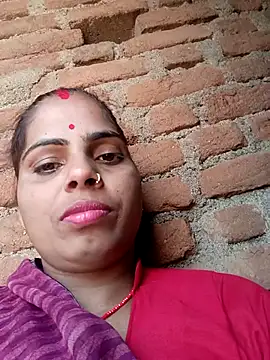 Priyakoli4568 online show from April 9, 2026, 6:30 am