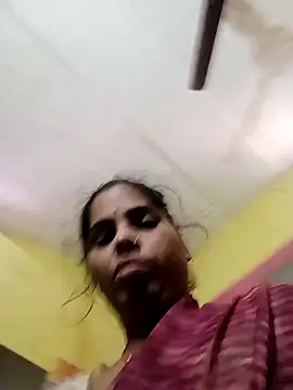 Priyakoli4568 online show from February 21, 2026, 3:30 am