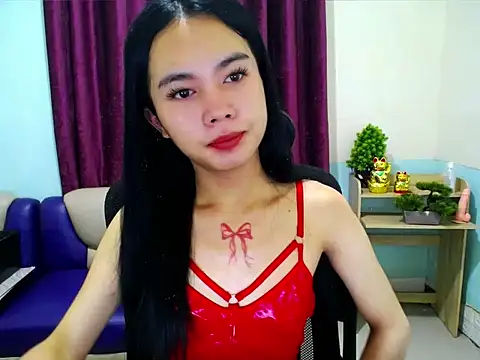 Snapshot of devine_goddess chatting on April 20, 2026, 1:24 pm devine goddess online show from April 20, 2026, 1:24 pm