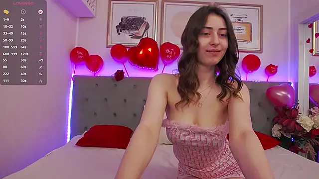 Snapshot of DreamyRosie chatting on February 12, 2026, 1:22 pm DreamyRosie online show from February 12, 2026, 1:22 pm