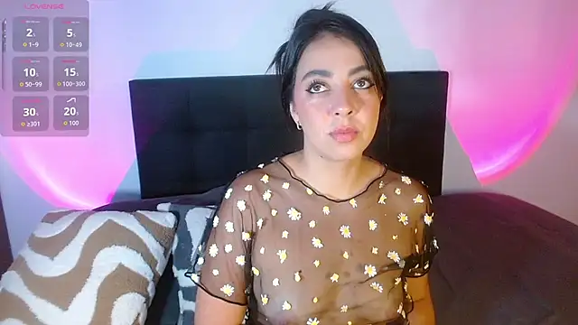 Snapshot of CORAL_FOX chatting on July 29, 2026, 1:32 pm CORAL FOX online show from July 29, 2026, 1:32 pm