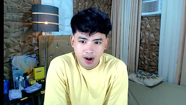 Snapshot of spoiledmycock chatting on February 16, 2026, 3:54 pm spoiledmycock online show from February 16, 2026, 3:54 pm