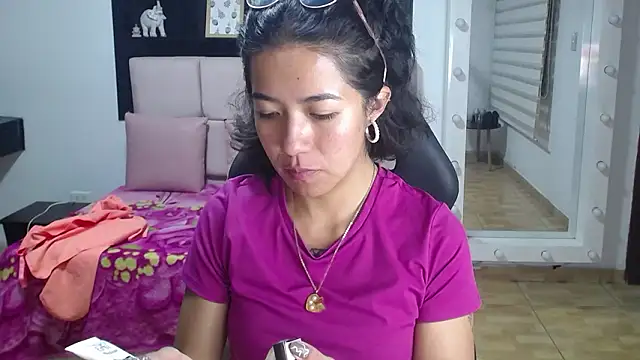 Snapshot of Lynn_turner chatting on February 7, 2026, 7:55 pm Lynn turner online show from February 7, 2026, 7:55 pm