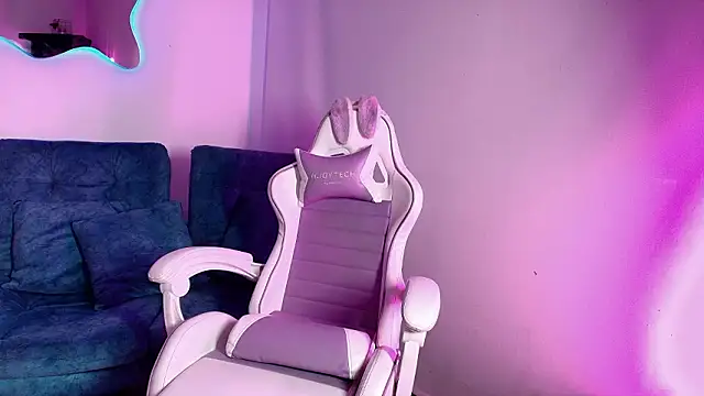 Snapshot of Giaa_Moretii chatting on February 14, 2026, 1:50 am Giaa Moretii online show from February 14, 2026, 1:50 am