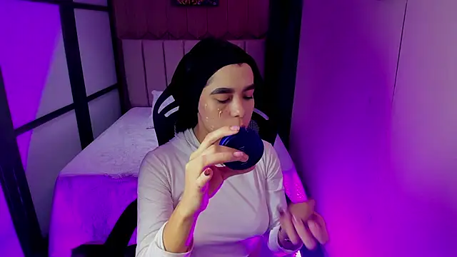 GemmaBrown online show from March 11, 2026, 1:27 pm