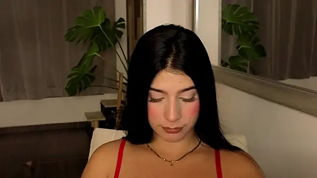 Snapshot of _HannahFox_ chatting on May 22, 2026, 12:30 am HannahFox online show from May 22, 2026, 12:30 am