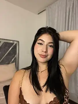 Snapshot of _HannahFox_ chatting on June 11, 2026, 2:53 am HannahFox online show from June 11, 2026, 2:53 am