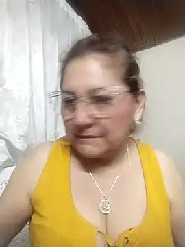 Snapshot of JULIETA_21- chatting on July 9, 2026, 1:50 am JULIETA 21- online show from July 9, 2026, 1:50 am