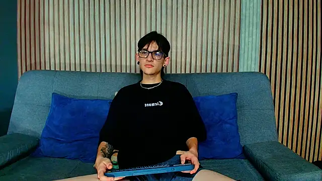 Snapshot of Jax_valentine chatting on February 12, 2026, 10:53 pm Jax valentine online show from February 12, 2026, 10:53 pm