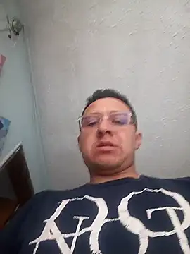 Snapshot of Dante_Blaze chatting on April 16, 2026, 9:04 pm Dante Blaze online show from April 16, 2026, 9:04 pm