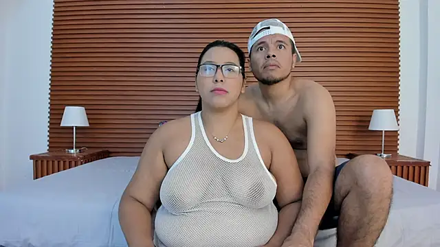 DeepandCurvy online show from July 24, 2026, 12:12 pm