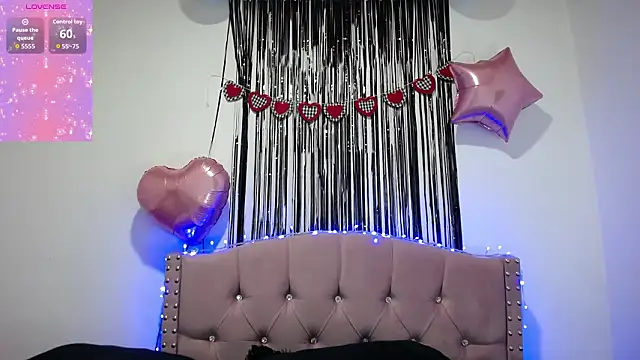 Snapshot of emily_cooper_pym chatting on February 14, 2026, 12:16 pm emily cooper pym online show from February 14, 2026, 12:16 pm