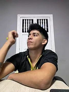 Snapshot of Thiago_Olsen chatting on February 1, 2026, 10:52 pm Thiago Olsen online show from February 1, 2026, 10:52 pm