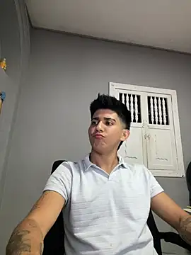 Snapshot of Thiago_Olsen chatting on February 3, 2026, 6:22 am Thiago Olsen online show from February 3, 2026, 6:22 am