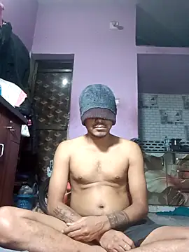 Snapshot of Fetish-Couple2 chatting on February 4, 2026, 8:15 pm Fetish-Couple2 online show from February 4, 2026, 8:15 pm