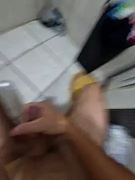 Snapshot of biel13cm chatting on February 17, 2026, 12:08 am biel13cm online show from February 17, 2026, 12:08 am