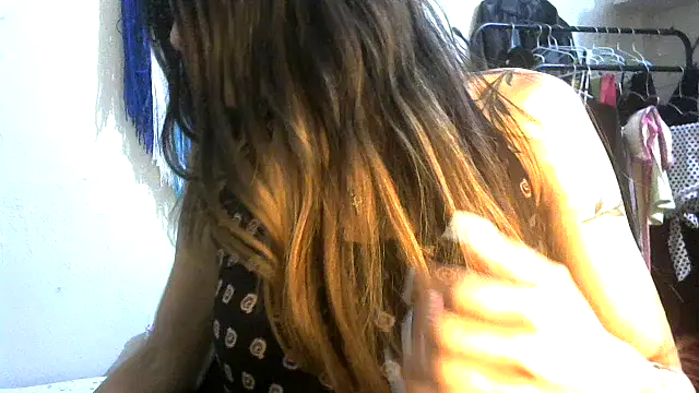 Snapshot of call_me_babyy chatting on April 25, 2026, 4:15 pm call me babyy online show from April 25, 2026, 4:15 pm