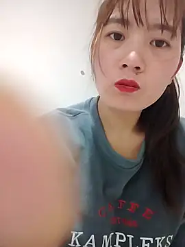 Snapshot of Queen-love45 chatting on February 20, 2026, 6:26 am Queen-love45 online show from February 20, 2026, 6:26 am