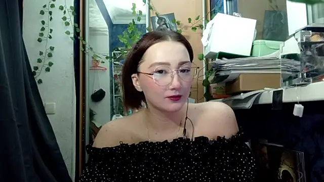 PhoebePalmer online show from March 13, 2026, 8:25 pm