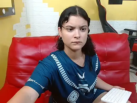 Snapshot of Andrea_girlx chatting on February 23, 2026, 5:13 pm Andrea girlx online show from February 23, 2026, 5:13 pm