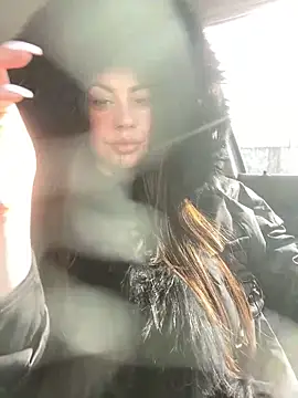 goldengenesdoll online show from February 25, 2026, 11:32 am