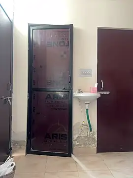 Snapshot of kavyababy00 chatting on February 28, 2026, 5:40 am kavyababy00 online show from February 28, 2026, 5:40 am