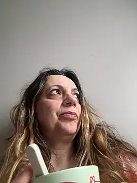 ShyFlameLive online show from April 7, 2026, 11:45 am