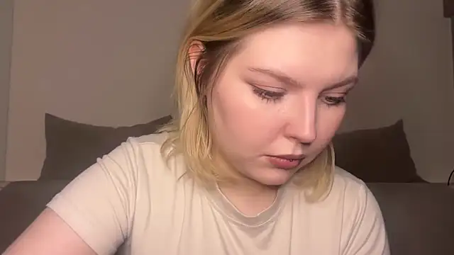 Ophelia Ritz online show from March 7, 2026, 9:53 pm