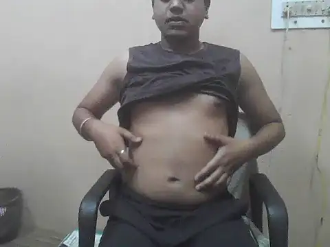 chocolatesboy143 online show from March 28, 2026, 3:46 pm