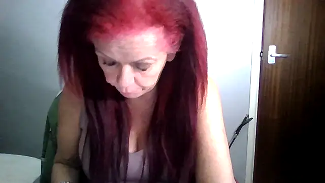 Forbidden-Irish-x online show from April 3, 2026, 9:10 pm