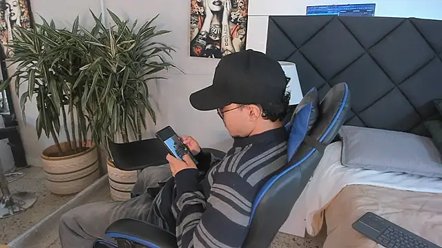 kai storn online show from March 1, 2026, 11:43 am