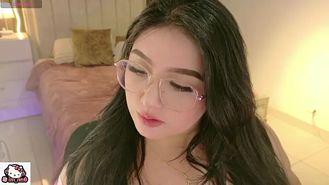 ninna sweet online show from March 21, 2026, 2:24 am