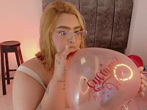 Snapshot of missevans chatting on February 4, 2026, 7:31 pm missevans online show from February 4, 2026, 7:31 pm